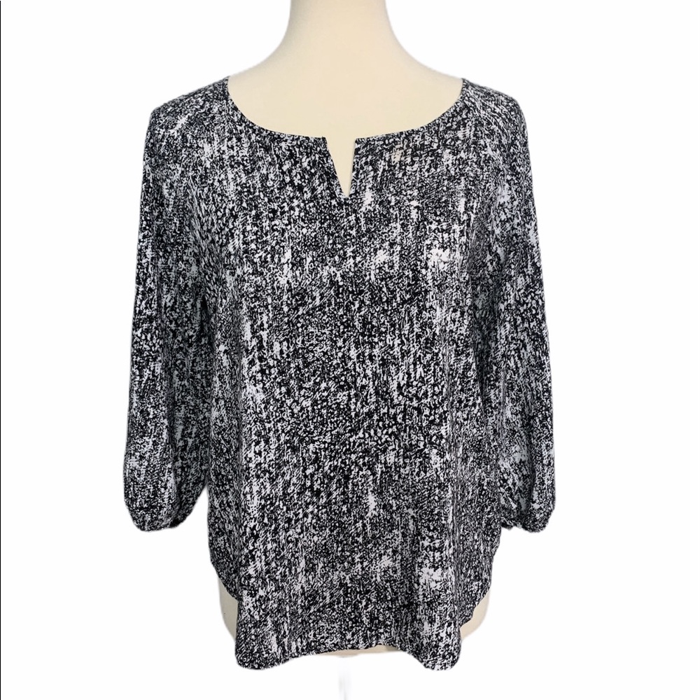 Violet +Claire black and white sleeveless top